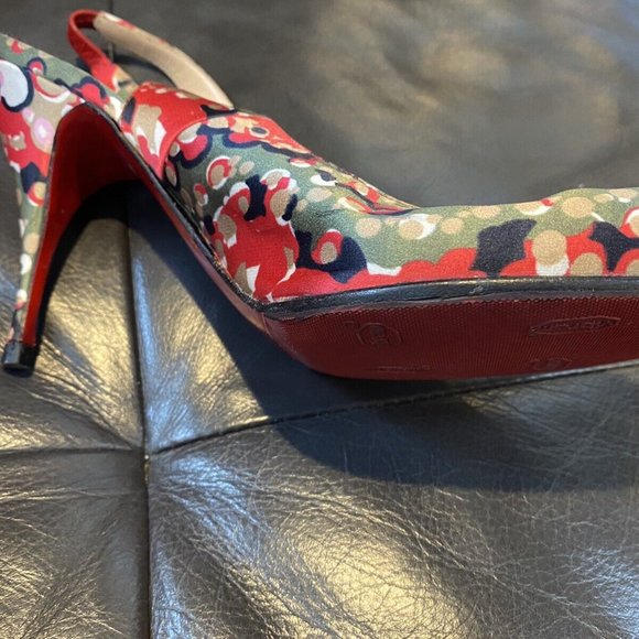 Colorful Red White Green Black Closed Toe 3” Louboutin Slingbacks w/Red Bottoms - Picture 6 of 11